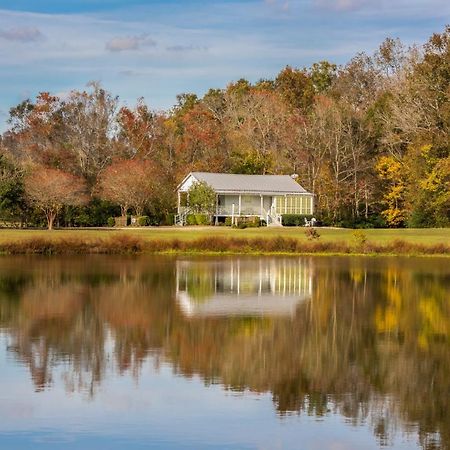 Maison D'Memoire Bed & Breakfast Cottages Rayne Bagian luar foto