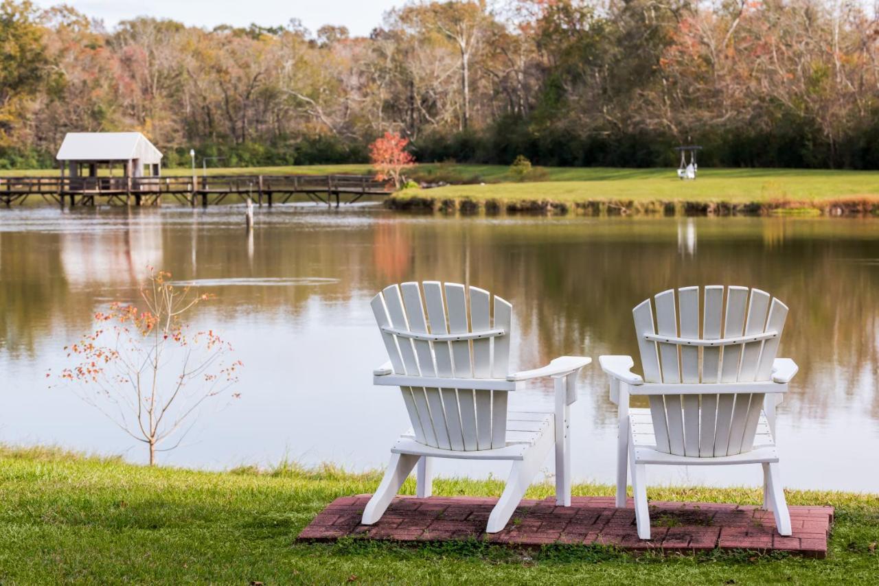 Maison D'Memoire Bed & Breakfast Cottages Rayne Bagian luar foto
