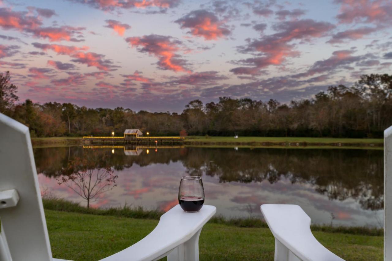 Maison D'Memoire Bed & Breakfast Cottages Rayne Bagian luar foto