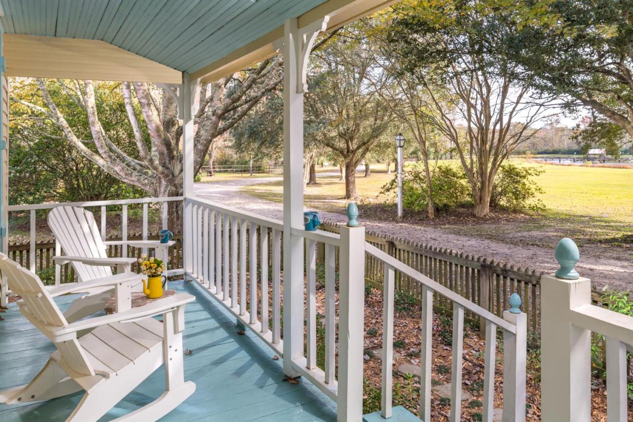 Maison D'Memoire Bed & Breakfast Cottages Rayne Bagian luar foto