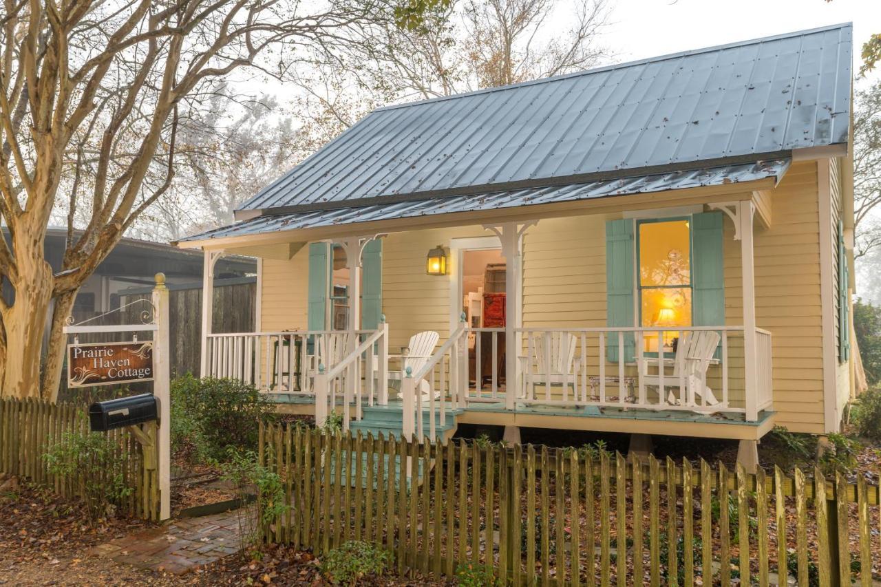 Maison D'Memoire Bed & Breakfast Cottages Rayne Bagian luar foto