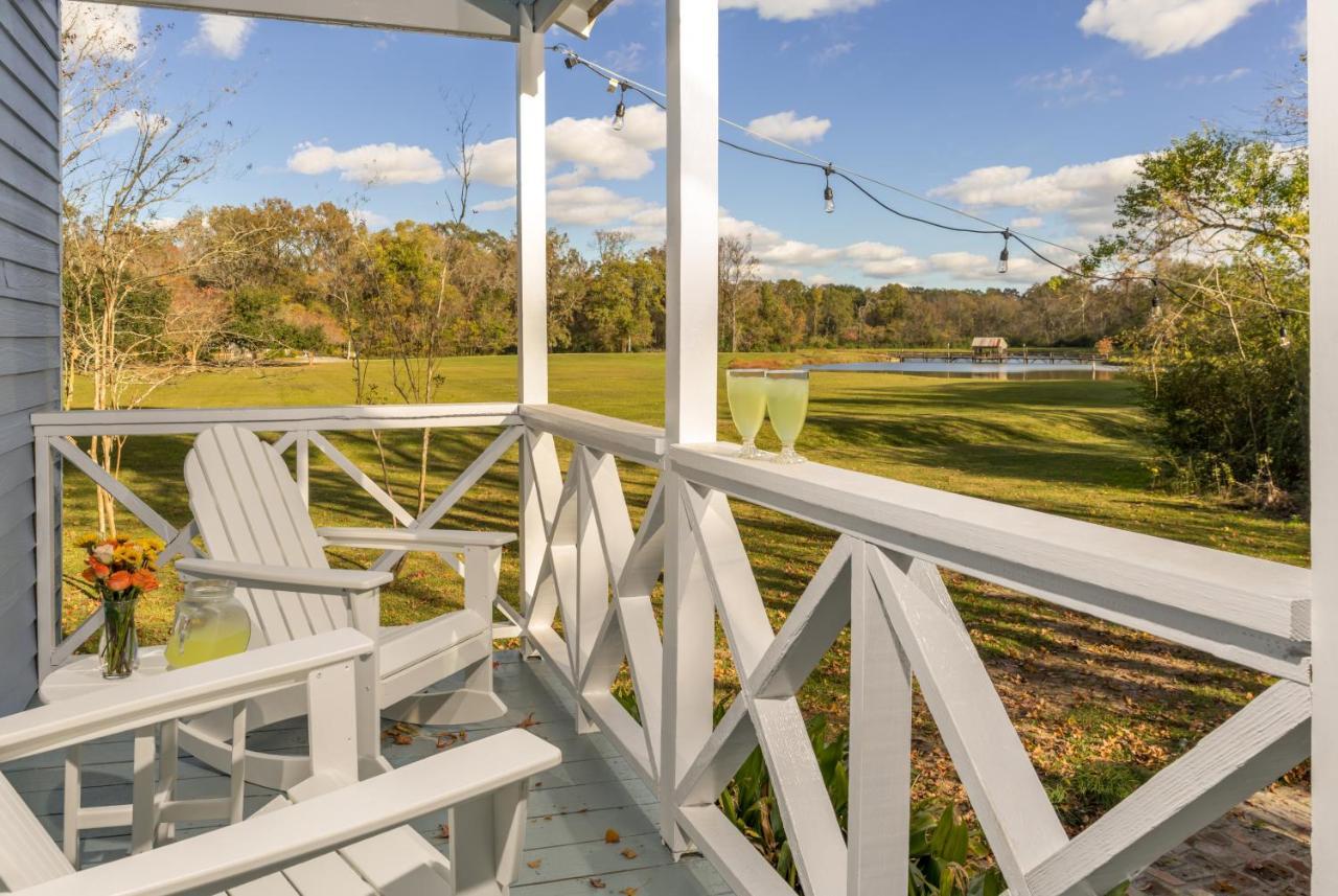 Maison D'Memoire Bed & Breakfast Cottages Rayne Bagian luar foto
